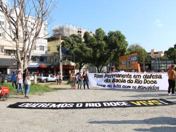 A Política Nacional de Direitos das Populações Atingidas por Barragens (PNAB) e a Bacia do Rio Doce