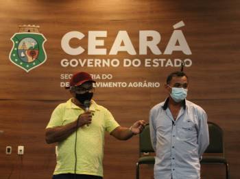 Agricultores e apicultores da Chapada do Apodi trazem denúncias durante reunião do CEDR