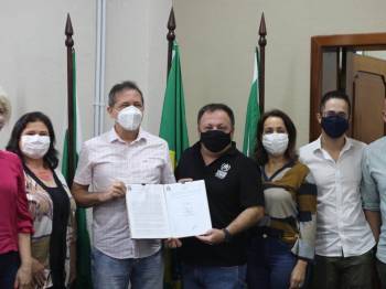 Cáritas Paraná firma parceria com ACNUR e prefeitura de Foz do Iguaçu